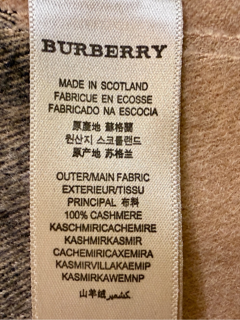 Very Large Burberry Classic Check Scottish Cashmere Scarf/Wrap in Camel - Picture 3 of 6